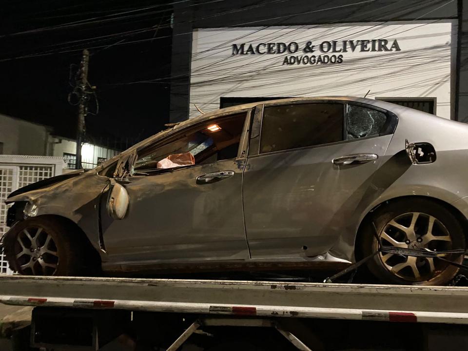 Foto 5 de 8 — Dupla é presa com 96 tijolos de maconha na vicinal Nelson Barbieri em Gavião Peixoto